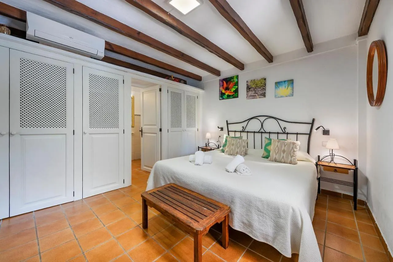 Holiday Villa Cuarterades Pollensa - Js Properties  Pollenca